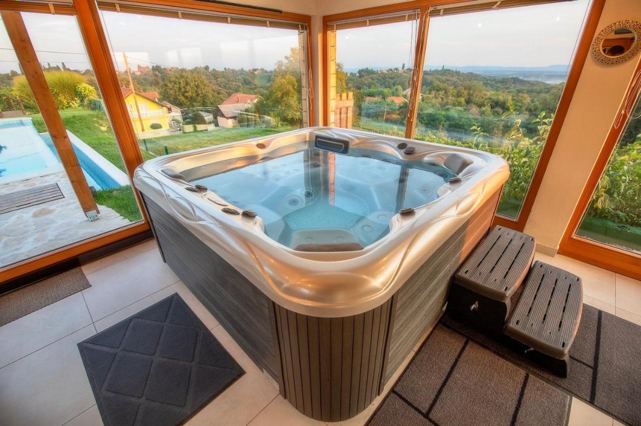 Gornji Mihaljevec Gran Vista Holiday Home מראה חיצוני תמונה