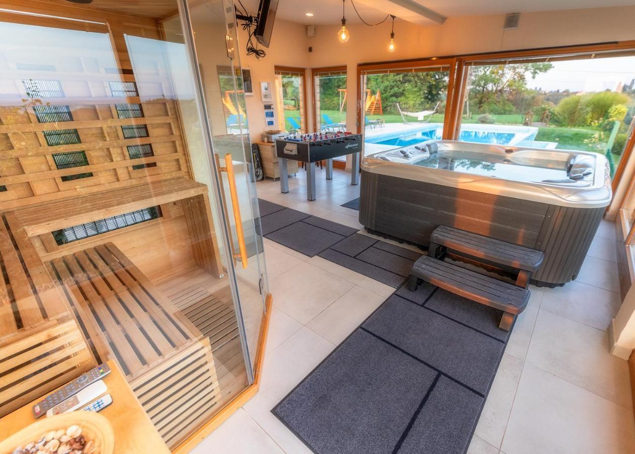 Gornji Mihaljevec Gran Vista Holiday Home מראה חיצוני תמונה