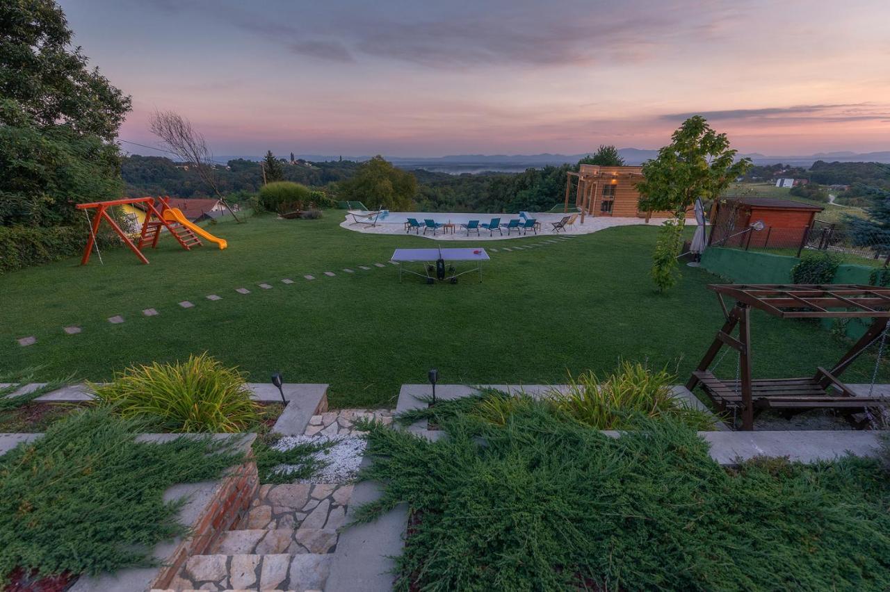 Gornji Mihaljevec Gran Vista Holiday Home מראה חיצוני תמונה