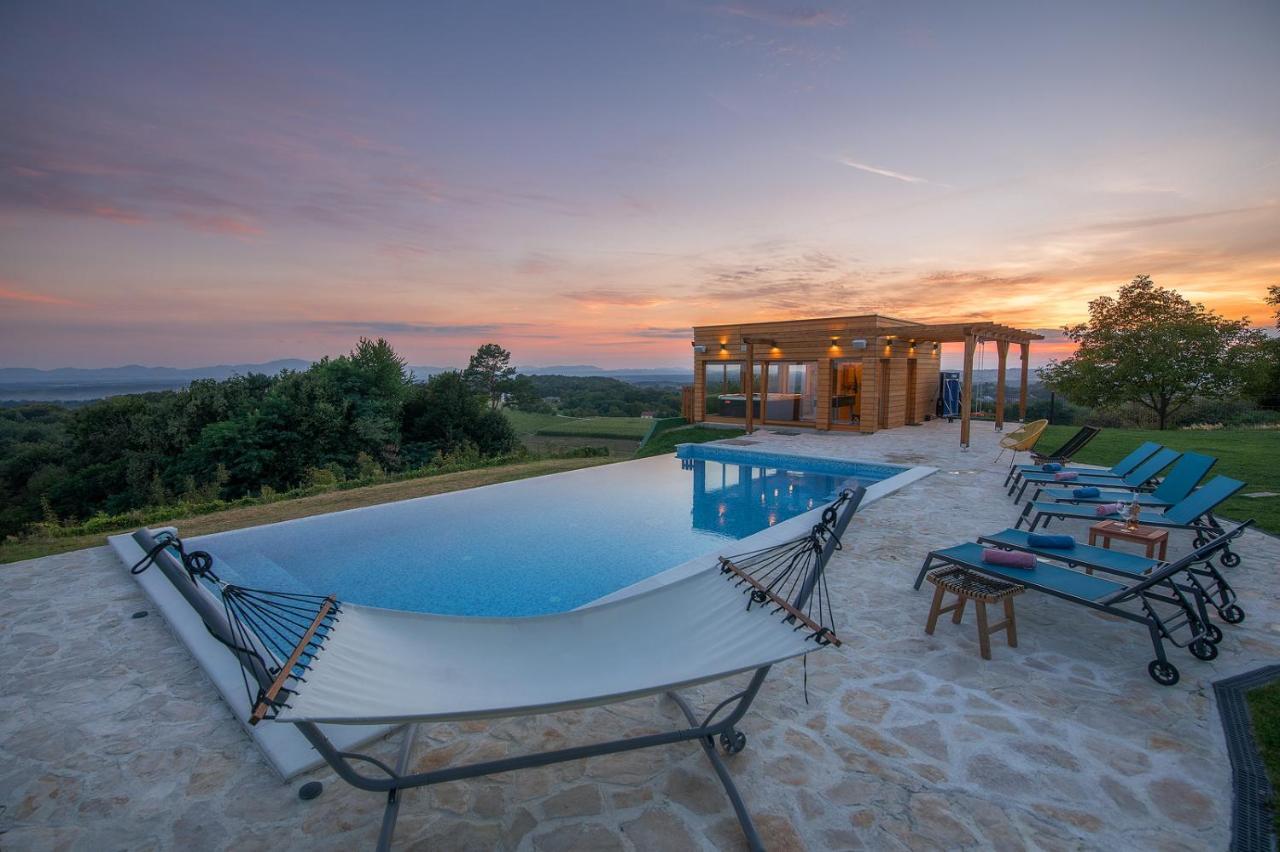 Gornji Mihaljevec Gran Vista Holiday Home מראה חיצוני תמונה