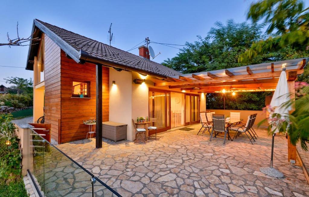 Gornji Mihaljevec Gran Vista Holiday Home מראה חיצוני תמונה